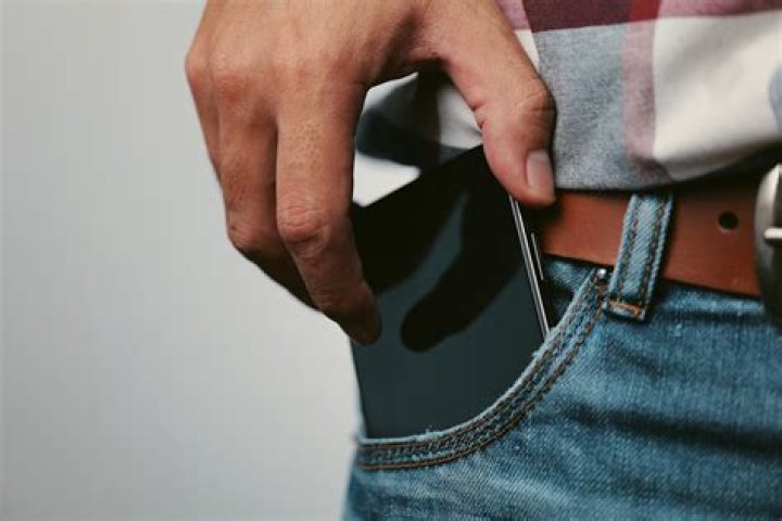 Can putting your phone in your pocket cause cancer?
