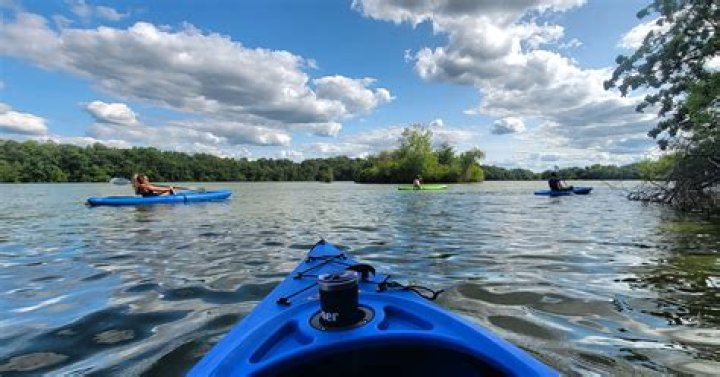 Can you boat on Whitewater Lake?