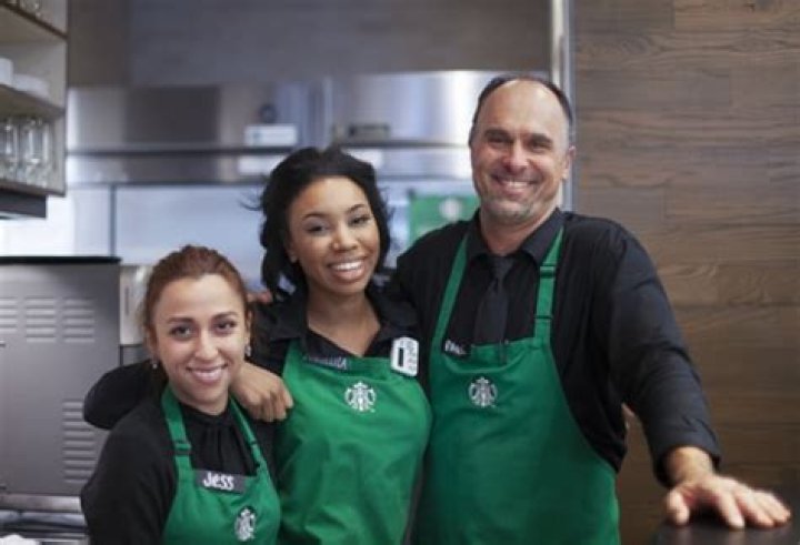 How do I make a complaint to Starbucks?