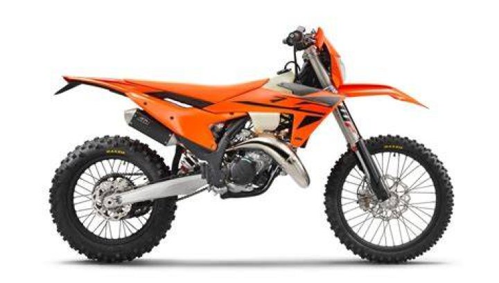 How fast can a KTM 125 go?