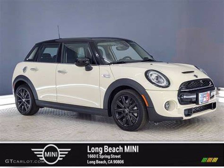 What Colour is Pepper White MINI?