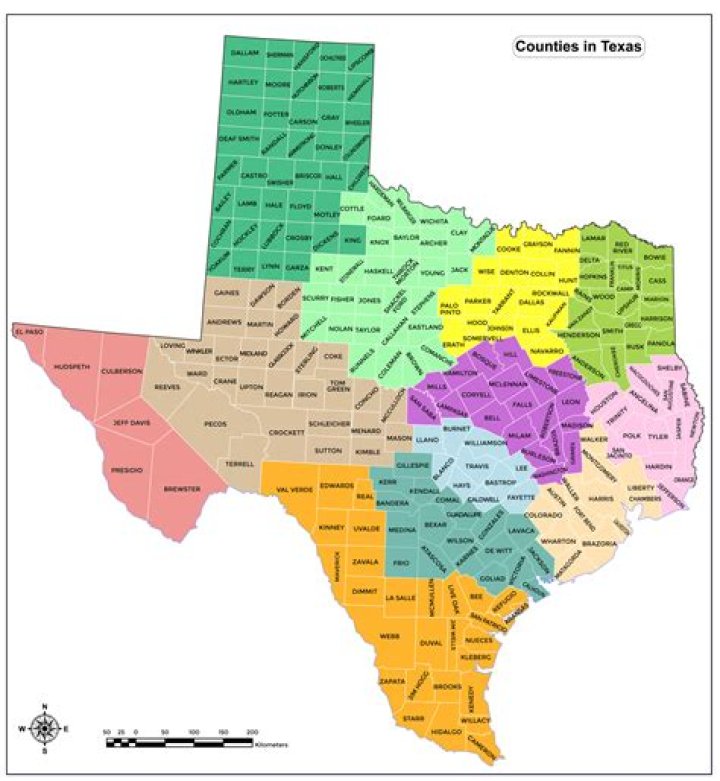 What county is Anahuac tx in?