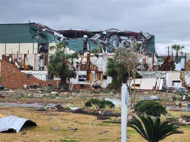 What is the rainiest month in Panama City Beach Florida?