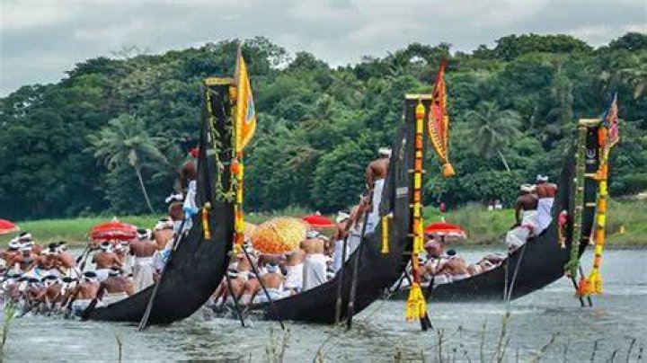 What is vallam?