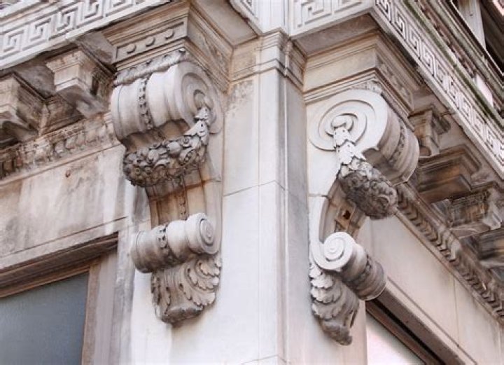 What was the corbelled style of architecture?